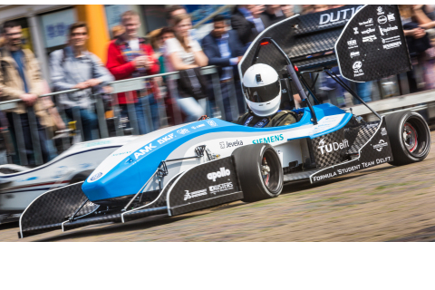 first electric race car created with Dassault Systèmes' 3DEXPERIENCE Platform on the Cloud.